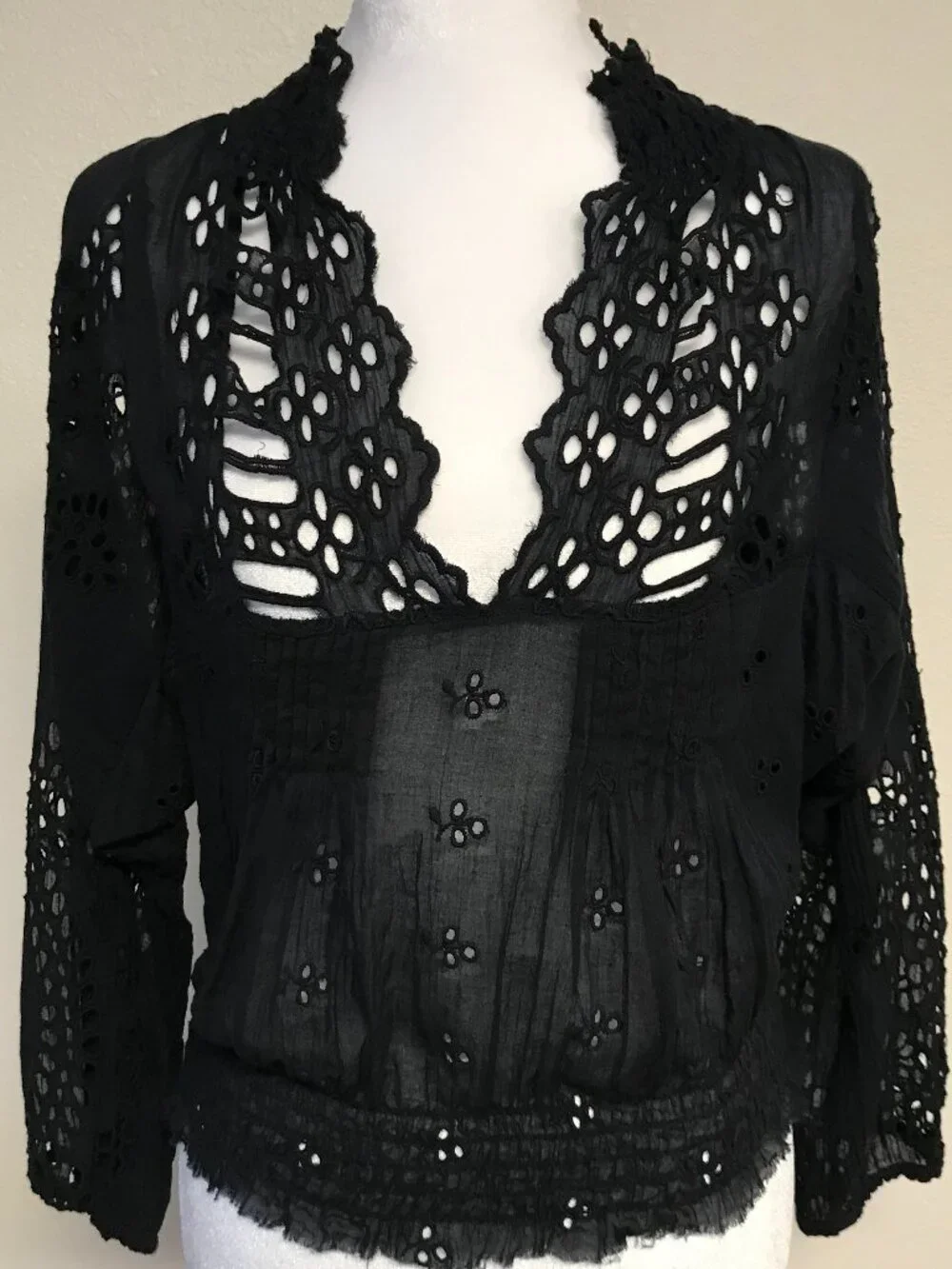 FP One Free People Black Eyelet Lace Boho Peasant Top XS Cotton Smocked Waist